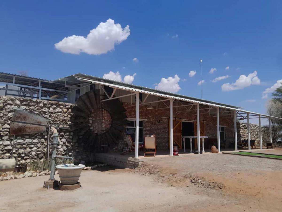 West Nest Lodge Gobabis Exterior foto